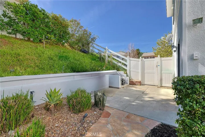 15257 Saddleback, Canyon Country, California 91387