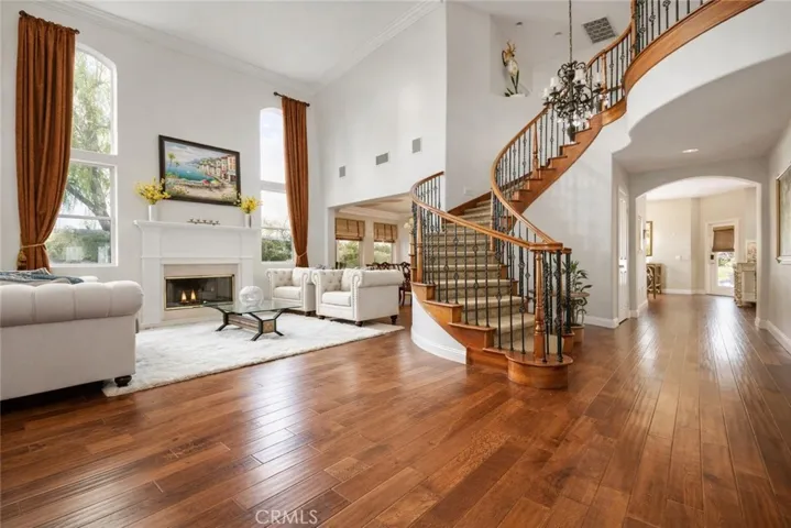 15257 Saddleback, Canyon Country, California 91387