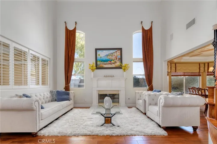 15257 Saddleback, Canyon Country, California 91387