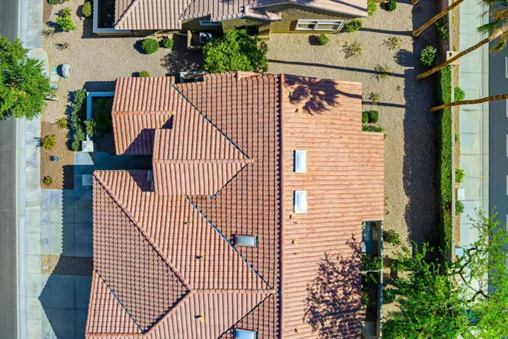 4-web-or-mls-JLSpringdale_OPMG_0625_004