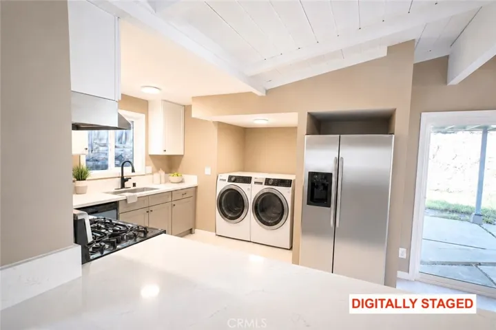 Kitchen
*Digitally Staged*
NO Washer & Dryer at home.