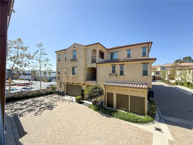 444 Maravilla Lane, Brea, California 92823
