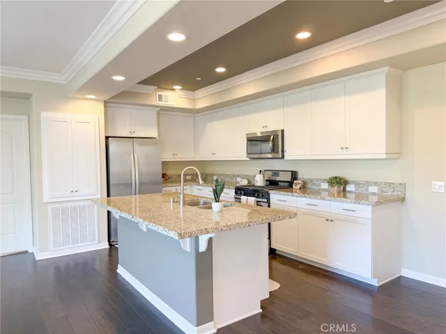 444 Maravilla Lane, Brea, California 92823