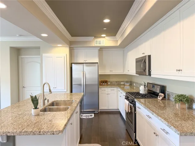 444 Maravilla Lane, Brea, California 92823