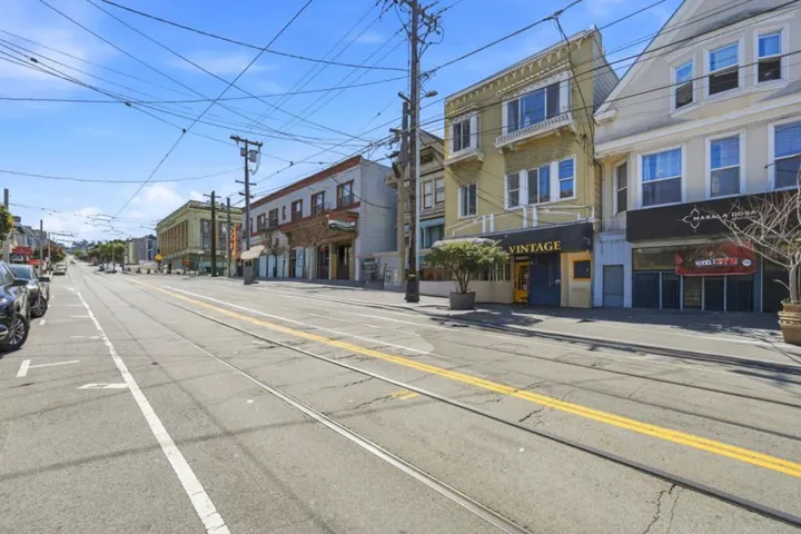 13771379 9th Avenue, San Francisco, California 94122