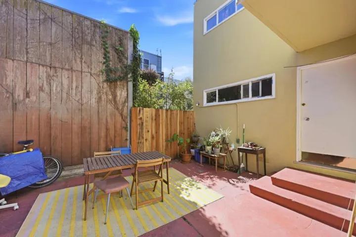 13771379 9th Avenue, San Francisco, California 94122
