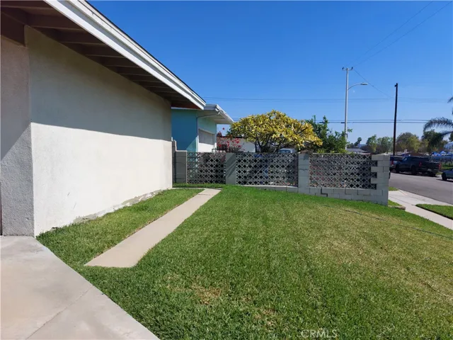 Front side yard
