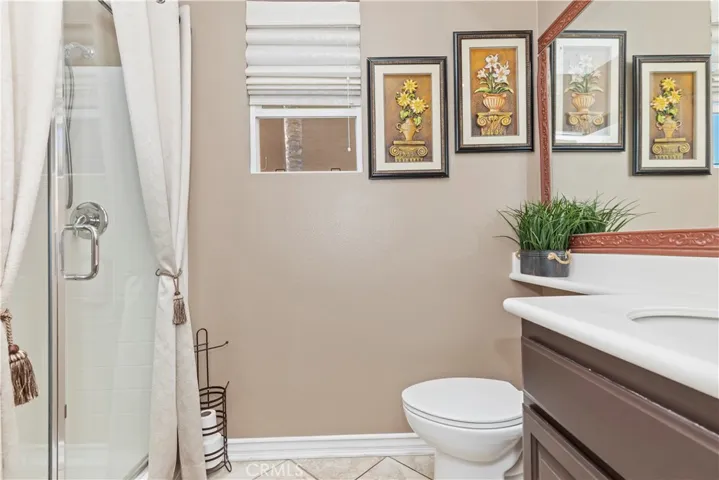 Main Floor Full Bath