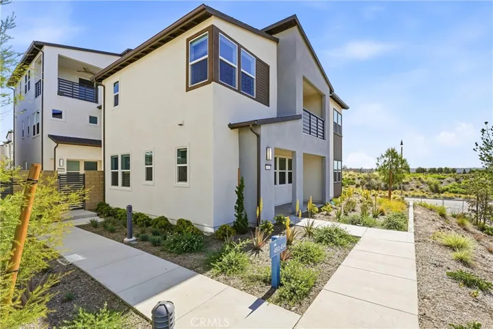 458 Loon, Irvine, California 92618