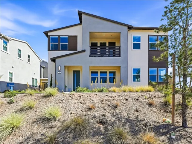 458 Loon, Irvine, California 92618