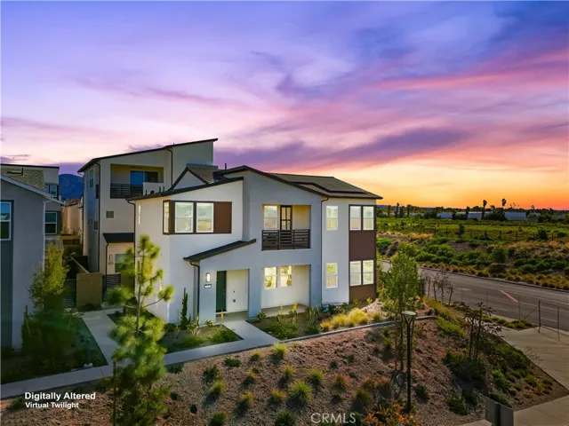 458 Loon, Irvine, California 92618