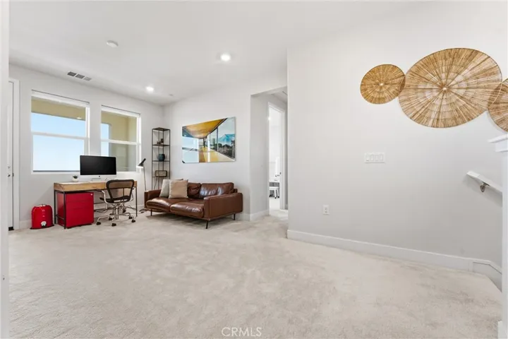 458 Loon, Irvine, California 92618