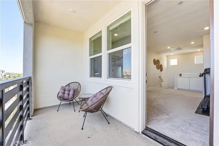 458 Loon, Irvine, California 92618