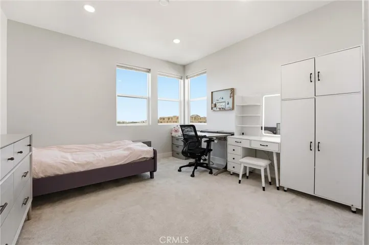 458 Loon, Irvine, California 92618