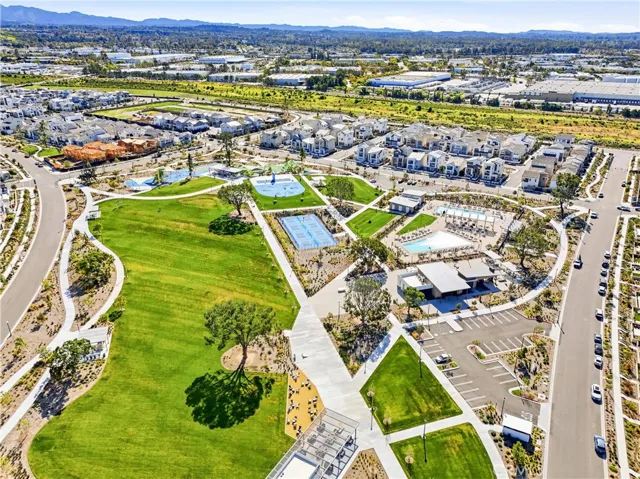 458 Loon, Irvine, California 92618