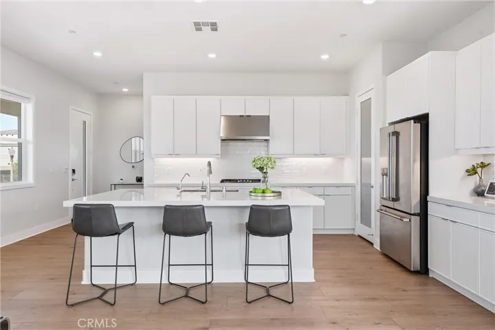 458 Loon, Irvine, California 92618