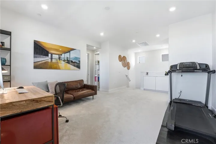 458 Loon, Irvine, California 92618