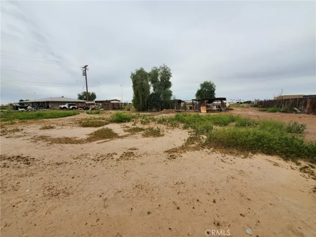 1007 N Broadway, Blythe, California 92225