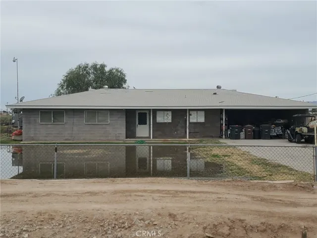 1007 N Broadway, Blythe, California 92225
