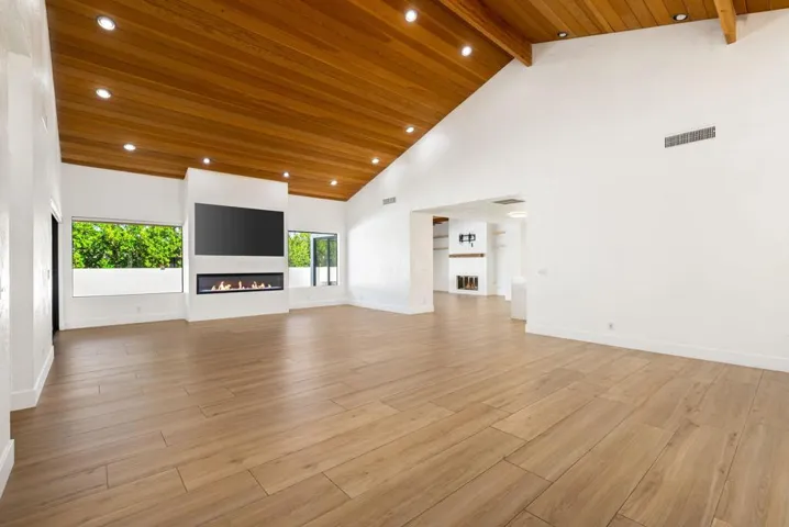 13-web-or-mls-PBSkyward_OPMG_0326_013