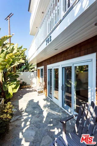 702 Pacific Ave., Venice, California 90291