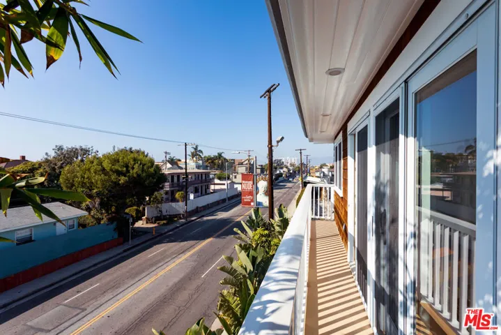 702 Pacific Ave., Venice, California 90291