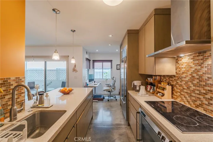 8710 Delgany 3, Playa Del Rey, California 90293