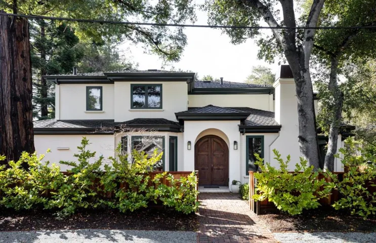 17 Almendral Avenue, Atherton, California 94027