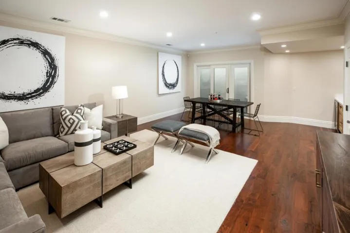 17 Almendral Avenue, Atherton, California 94027
