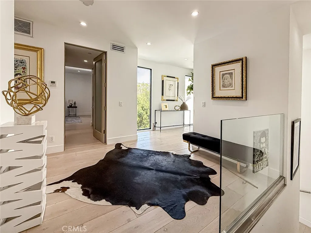 Gallery Landing