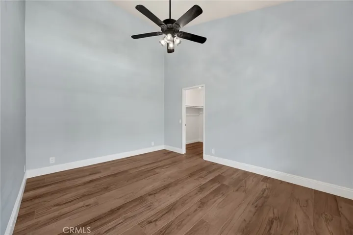 2nd bedroom with walk-in closet & ensuite.