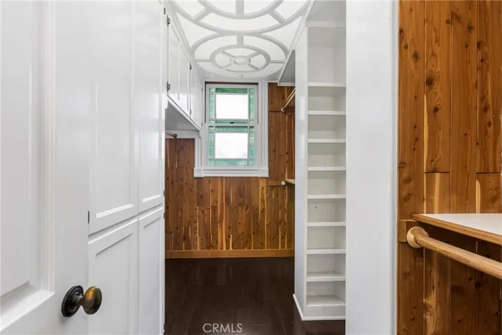 1919 Santa Ana, Costa Mesa, California 92627
