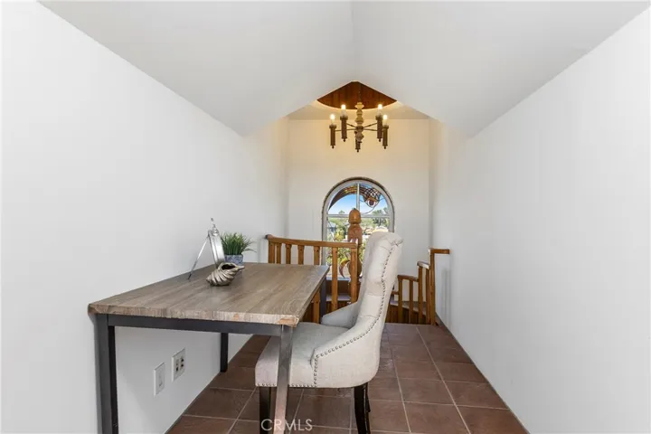 1919 Santa Ana, Costa Mesa, California 92627