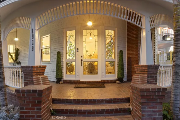 1919 Santa Ana, Costa Mesa, California 92627