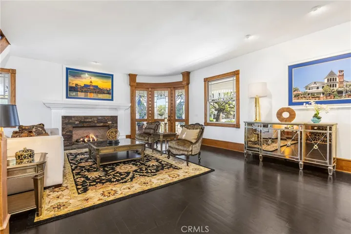 1919 Santa Ana, Costa Mesa, California 92627