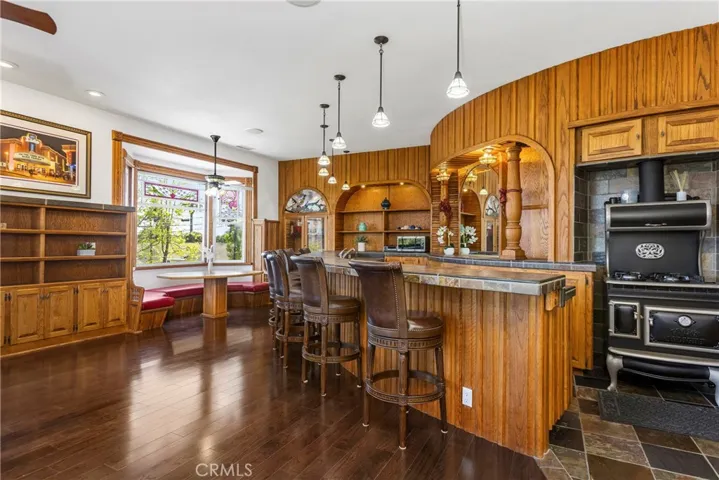 1919 Santa Ana, Costa Mesa, California 92627