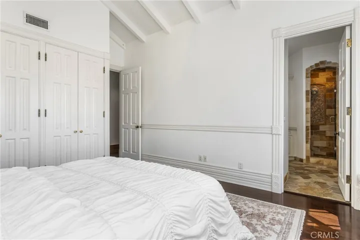 1919 Santa Ana, Costa Mesa, California 92627