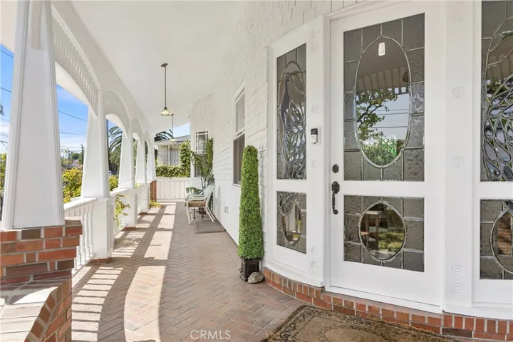 1919 Santa Ana, Costa Mesa, California 92627