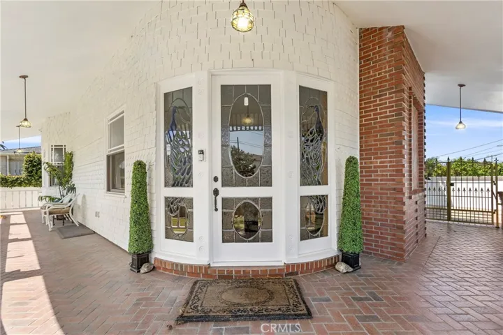 1919 Santa Ana, Costa Mesa, California 92627