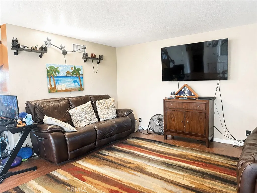 gallery-image 3