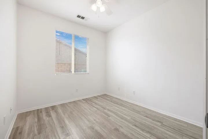 42-web-or-mls-_G4A8771