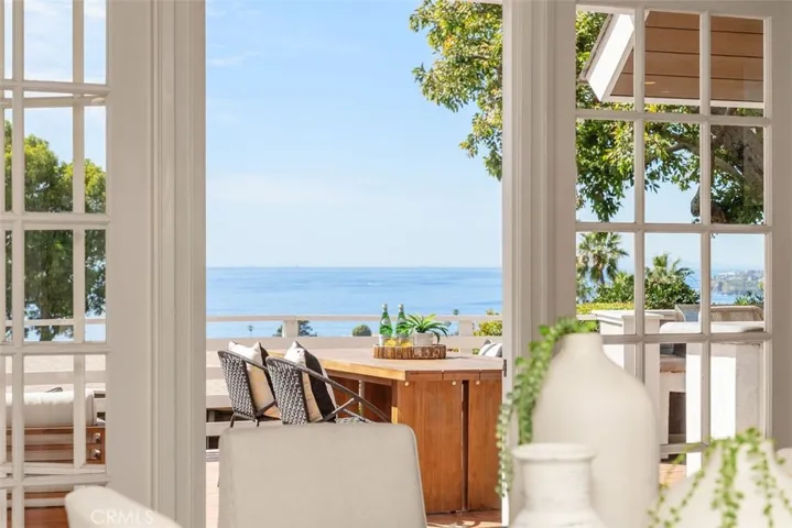Coastal Living at it's finest!