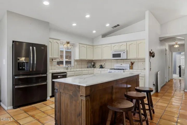 14-web-or-mls-12614-grand-teton-dr