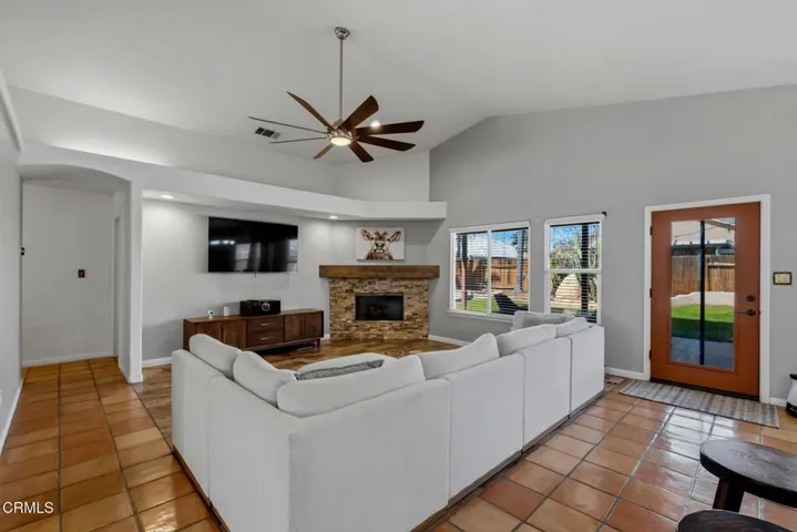 9-web-or-mls-12614-grand-teton-dr