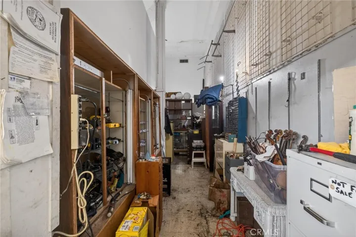 Secondhand Store