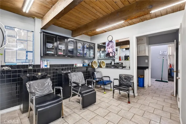 Barber Shop