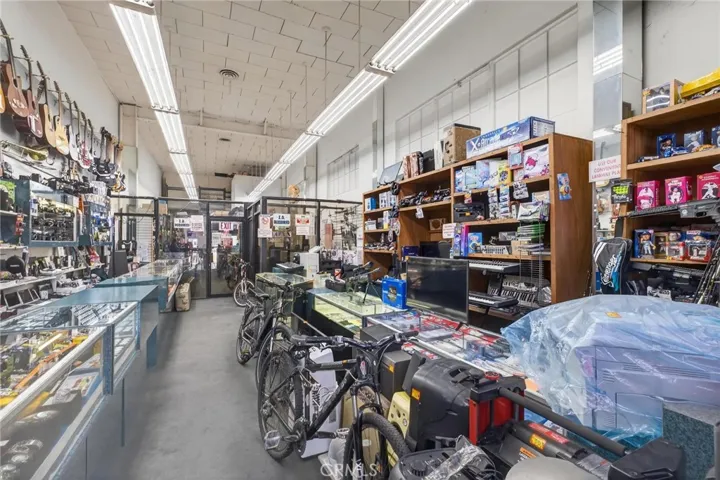 Pawn Shop
