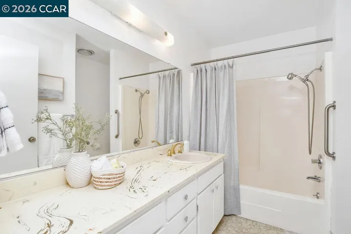 6 Windhaven Court, Pleasant Hill, California 94523