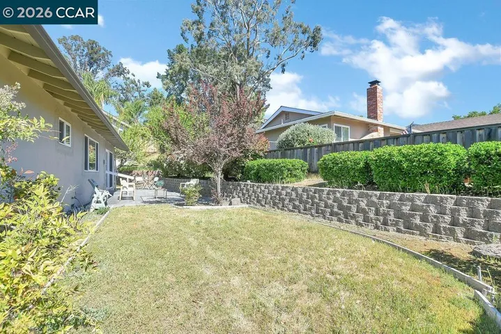 6 Windhaven Court, Pleasant Hill, California 94523