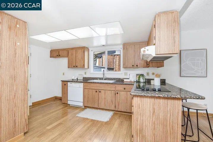 6 Windhaven Court, Pleasant Hill, California 94523
